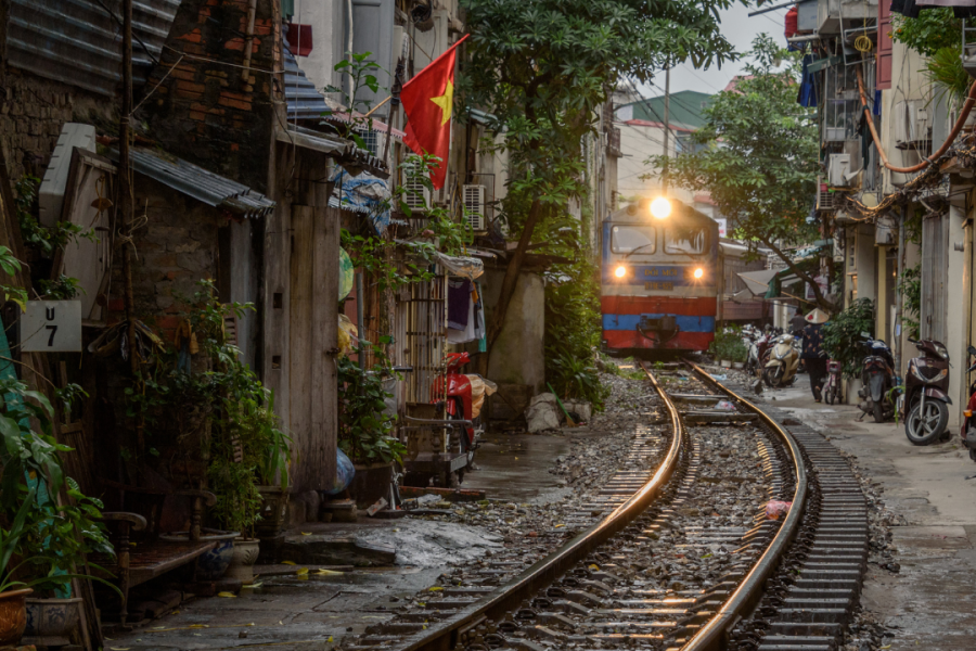 Discover Danang & Hoi An Tour – 4 Days of Beaches, Culture & Heritage